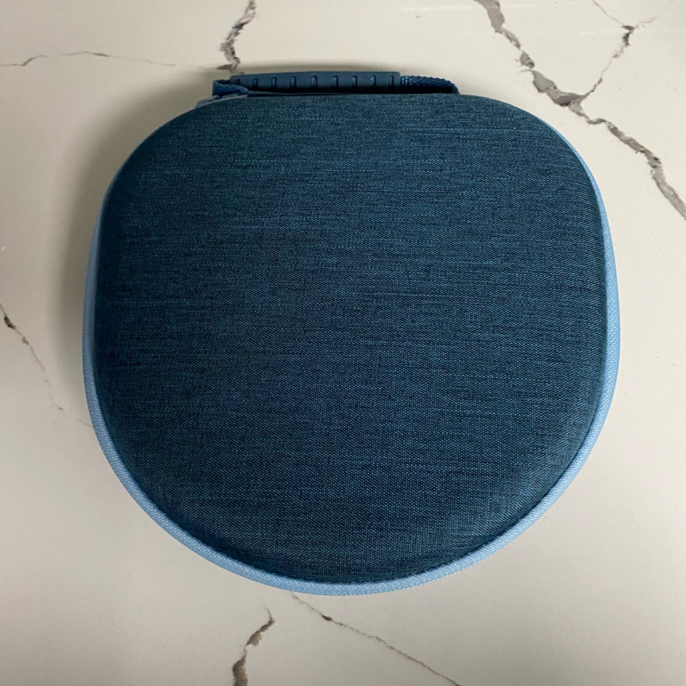 Hard Travel Case for AirPods Max